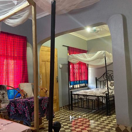 Lake Natron Maasai Guesthouse Mtowabaga Luaran gambar